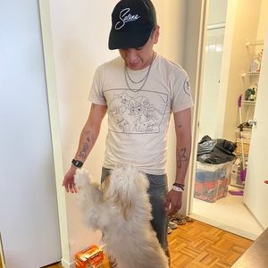 Meet your Posher, Sebastian